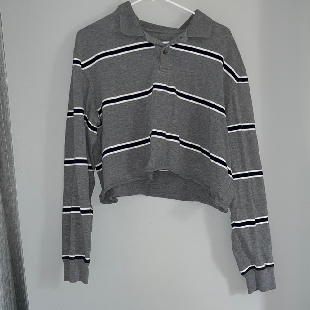 cropped striped collared long sleeve